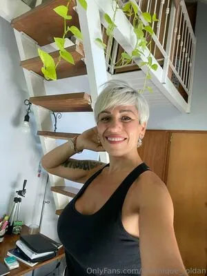 Veronique1 OnlyFans Leaked Free Thumbnail Picture - #V5vtFFaRb1
