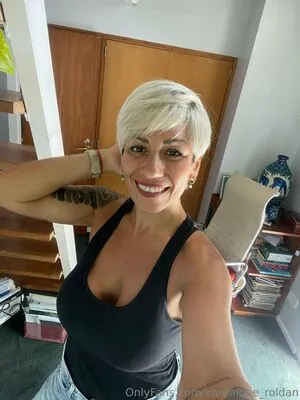Veronique1 OnlyFans Leaked Free Thumbnail Picture - #pODTy1euY1