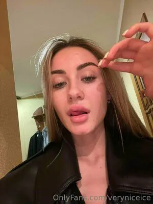 Veryniceice OnlyFans Leaked Free Thumbnail Picture - #7dx26Av9SP