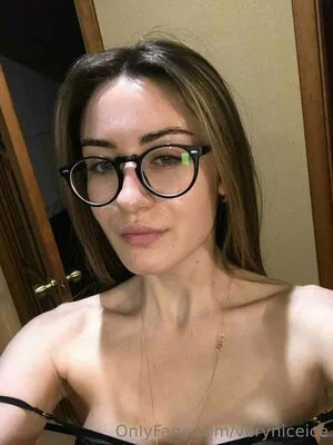 Veryniceice OnlyFans Leaked Free Thumbnail Picture - #pWuM0qd2oW