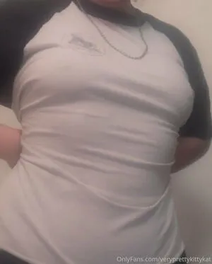 Veryprettykittykat OnlyFans Leaked Free Thumbnail Picture - #RK6lGNye1M