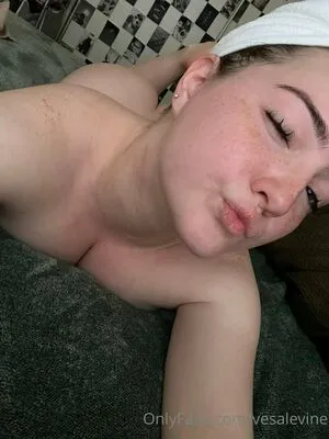 Vesalevine OnlyFans Leaked Free Thumbnail Picture - #XzsidsWhQ4
