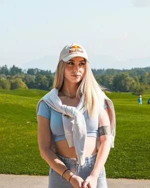 Veyla OnlyFans Leaked Free Thumbnail Picture - #37hlL6MmYV