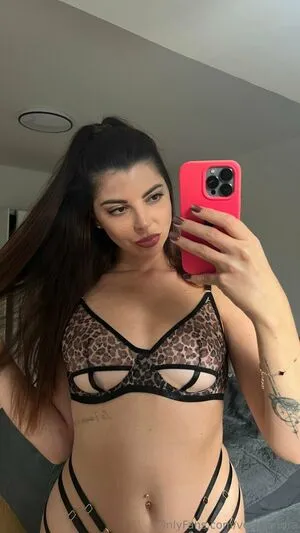 Veyssandra OnlyFans Leaked Free Thumbnail Picture - #XK72HrhANz