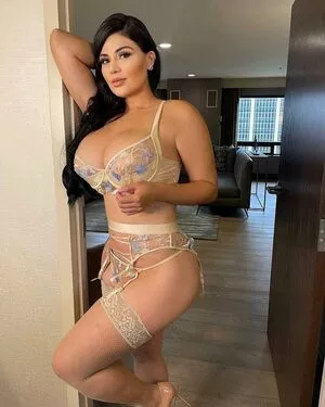 Vianey Frias OnlyFans Leaked Free Thumbnail Picture - #BMeNJbThNo