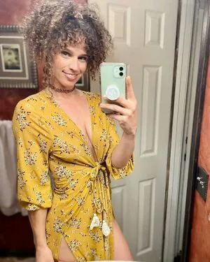 Vibewithmommy OnlyFans Leaked Free Thumbnail Picture - #0OZ6l4DaA0