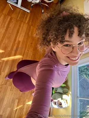 Vibewithmommy OnlyFans Leaked Free Thumbnail Picture - #4258mRoYaH