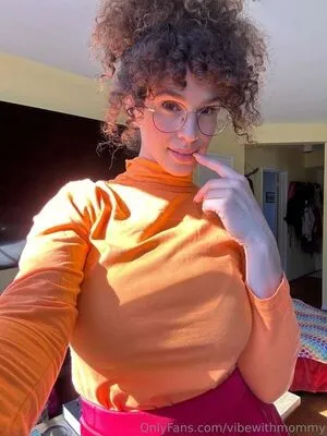 Vibewithmommy OnlyFans Leaked Free Thumbnail Picture - #AoItmkkuUo