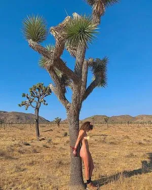 Vibewithmommy OnlyFans Leaked Free Thumbnail Picture - #sesL0iYVid