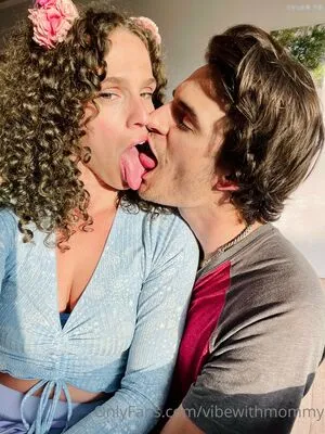 Vibewithmommy OnlyFans Leaked Free Thumbnail Picture - #tFDDpn2chh