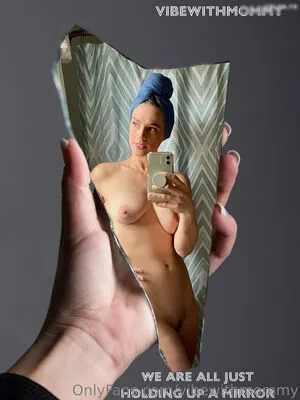 Vibewithmommy OnlyFans Leaked Free Thumbnail Picture - #uvRbesupBI