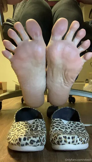 Vibez3 OnlyFans Leaked Free Thumbnail Picture - #ignRcttWhO