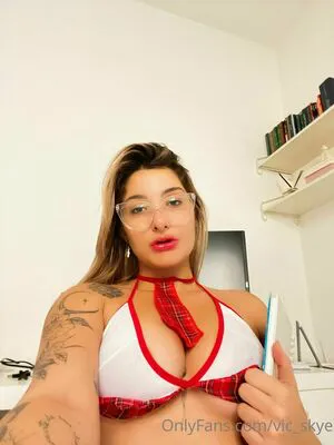 Vic Skye OnlyFans Leaked Free Thumbnail Picture - #YxOghNGFq2
