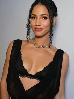 Vick Hope OnlyFans Leaked Free Thumbnail Picture - #l22yoCyMDl