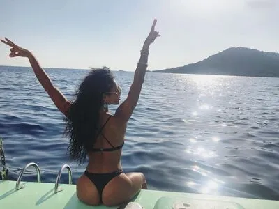 Vick Hope OnlyFans Leaked Free Thumbnail Picture - #rM355p1nO6