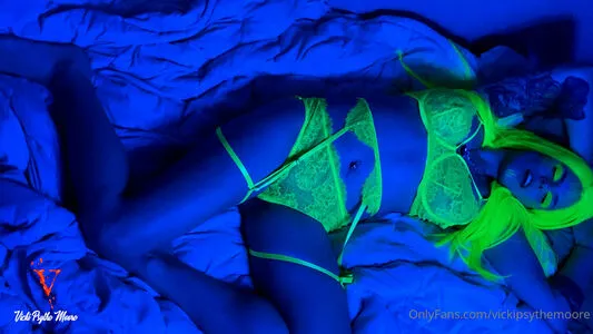 vickipsythemoore OnlyFans Leaked Free Thumbnail Picture - #NLB2kiUpv0