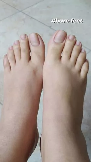 vickyfeet16 OnlyFans Leaked Free Thumbnail Picture - #9Av8KIlvaR