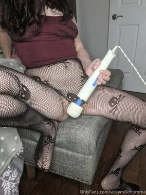 Vickymilkmomma OnlyFans Leaked Free Thumbnail Picture - #KuE8FGbybk