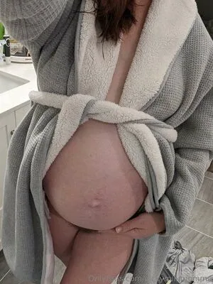 Vickymilkmomma OnlyFans Leaked Free Thumbnail Picture - #QxE3a54Pw4