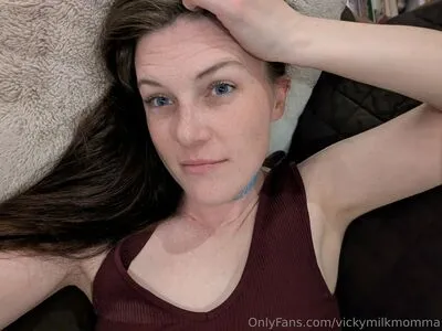 Vickymilkmomma OnlyFans Leaked Free Thumbnail Picture - #g0M8mdmdE8