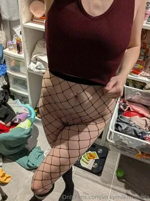 Vickymilkmomma OnlyFans Leaked Free Thumbnail Picture - #mqSaEB3iar