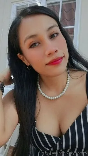 Vickymont25 OnlyFans Leaked Free Thumbnail Picture - #l88vYXWSC5