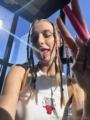 Vickyrayy OnlyFans Leaked Free Thumbnail Picture - #EtASTuWzMN