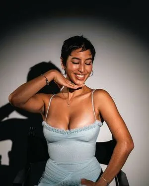 Vickyv Asmr OnlyFans Leaked Free Thumbnail Picture - #IIlG2raVoL