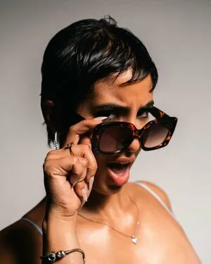 Vickyv Asmr OnlyFans Leaked Free Thumbnail Picture - #sr5kYv8Fzw