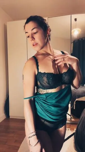 Victoire De Blasset OnlyFans Leaked Free Thumbnail Picture - #XflRqwyTze
