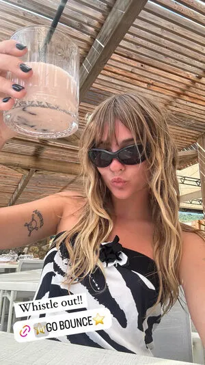 Victoria De Angelis OnlyFans Leaked Free Thumbnail Picture - #Q1zY8omMEV