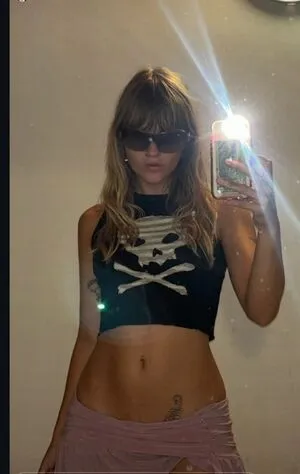 Victoria De Angelis OnlyFans Leaked Free Thumbnail Picture - #ZEQd2b9wiU