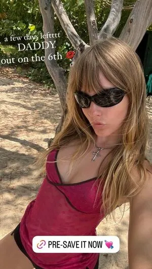 Victoria De Angelis OnlyFans Leaked Free Thumbnail Picture - #bv0tFXhq2p