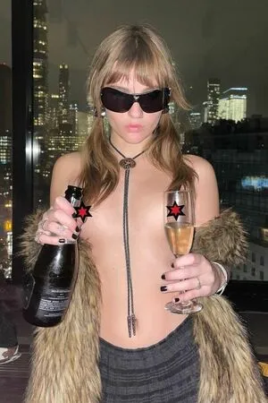 Victoria De Angelis OnlyFans Leaked Free Thumbnail Picture - #zXRDObtnmi