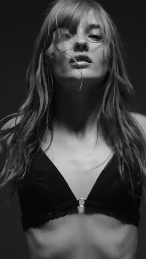 Victoria De Angelis OnlyFans Leaked Free Thumbnail Picture - #H1BN1yb8a8
