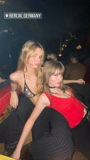 Victoria De Angelis OnlyFans Leaked Free Thumbnail Picture - #HdweHo2mOp