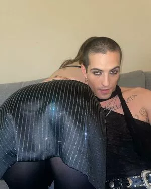 Victoria De Angelis OnlyFans Leaked Free Thumbnail Picture - #ShAq9BTEvl