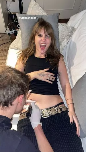 Victoria De Angelis OnlyFans Leaked Free Thumbnail Picture - #ezuDwRth2p