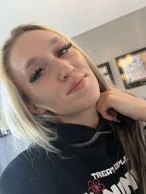 Victoria Gracen OnlyFans Leaked Free Thumbnail Picture - #c8zioE1VK7