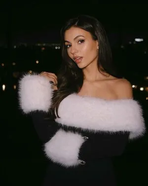 Victoria Justice OnlyFans Leaked Free Thumbnail Picture - #1VFdGzN7eF