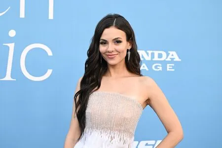 Victoria Justice OnlyFans Leaked Free Thumbnail Picture - #2D8i3EJHA0
