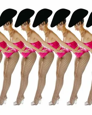 Victoria Justice OnlyFans Leaked Free Thumbnail Picture - #2LTFLABlpx