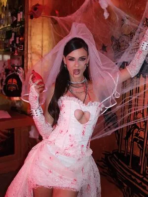 Victoria Justice OnlyFans Leaked Free Thumbnail Picture - #2TZ7i6oni1