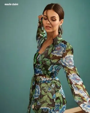 Victoria Justice OnlyFans Leaked Free Thumbnail Picture - #61EuRoaFnf