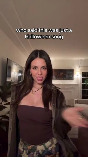 Victoria Justice OnlyFans Leaked Free Thumbnail Picture - #FzMrOfT0QX