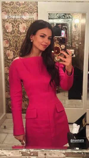 Victoria Justice OnlyFans Leaked Free Thumbnail Picture - #IJ7Gywykdq