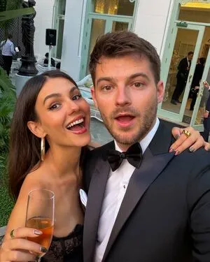 Victoria Justice OnlyFans Leaked Free Thumbnail Picture - #IKXEAt1fka