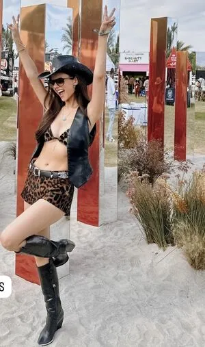 Victoria Justice OnlyFans Leaked Free Thumbnail Picture - #Rid3cA7WGC