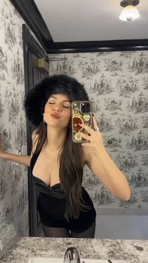 Victoria Justice OnlyFans Leaked Free Thumbnail Picture - #Szuv7CpgmE