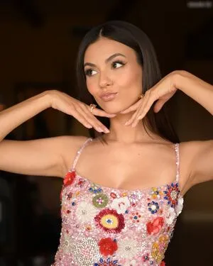 Victoria Justice OnlyFans Leaked Free Thumbnail Picture - #WoIQJavVBB